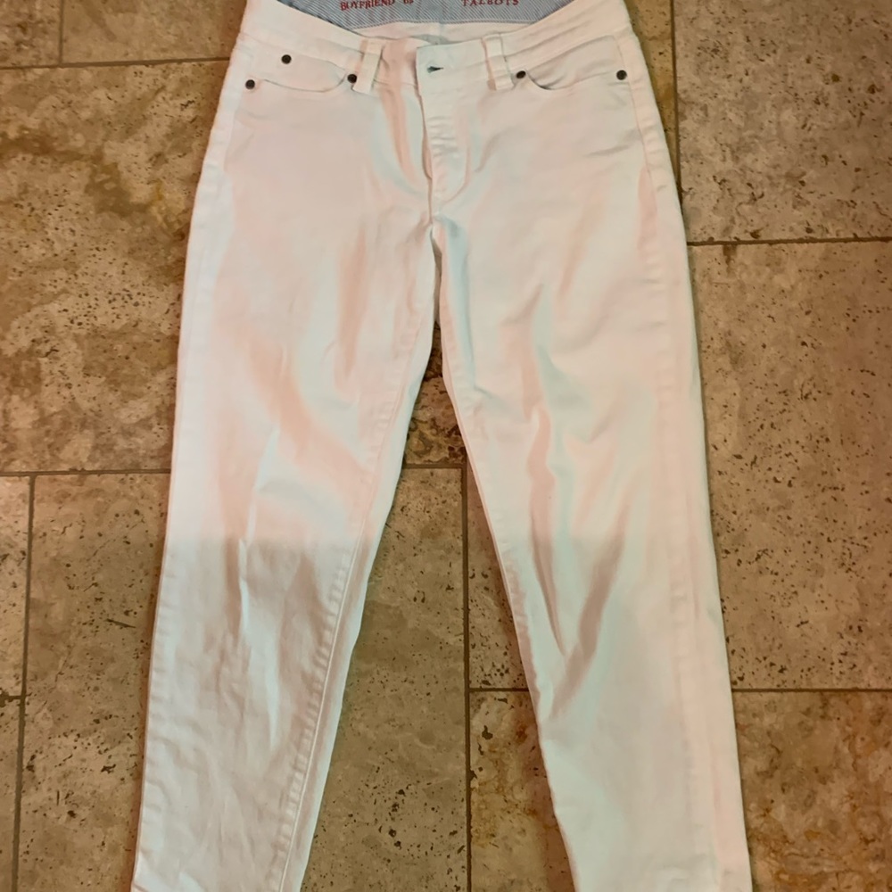 White, unstained jeans 6 petite.